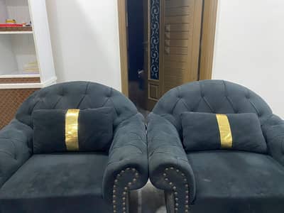BLACK SOFA FOR SALE