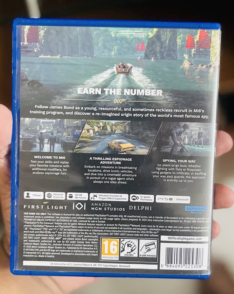 007 First Light PS5 1