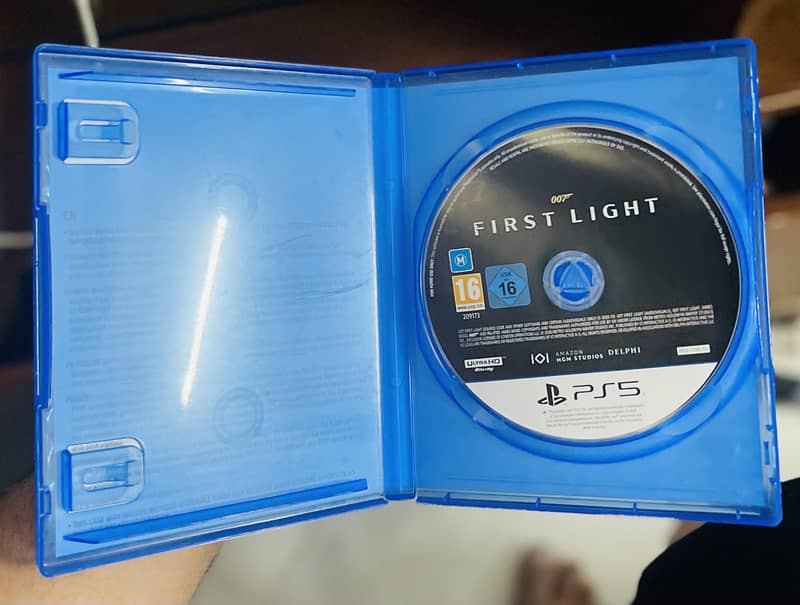 007 First Light PS5 2