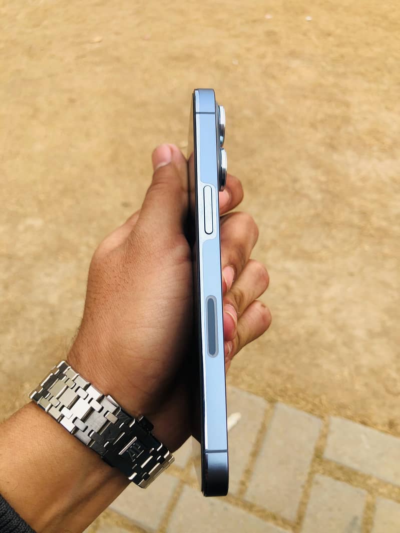Iphone 13 pro 4