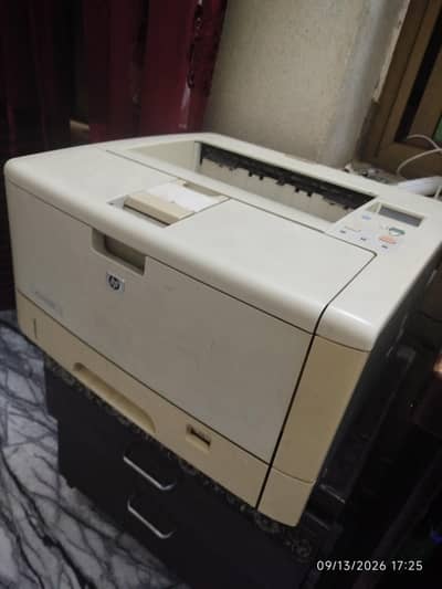 HP LaserJet 5200n