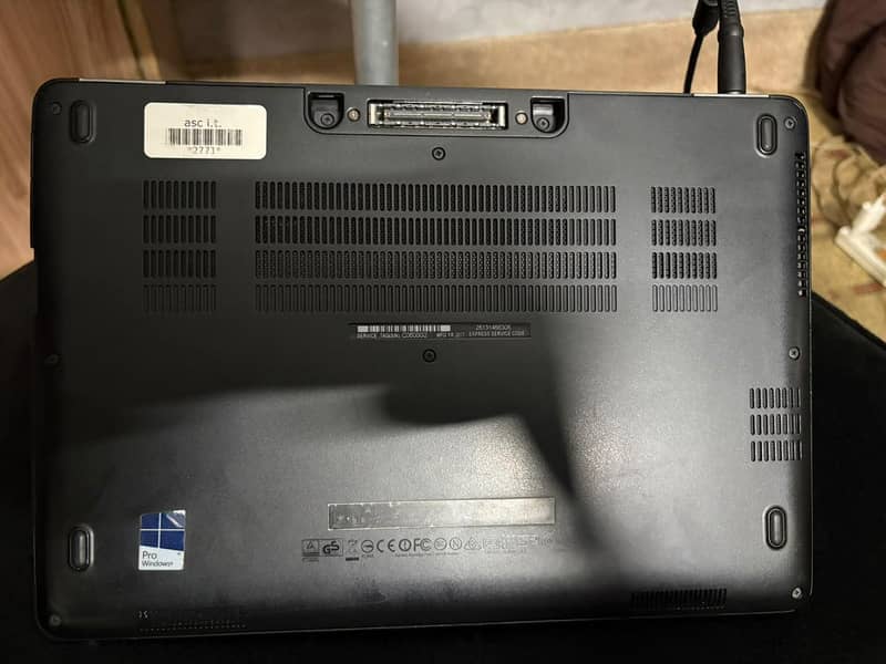 Dell latitude E7270 6