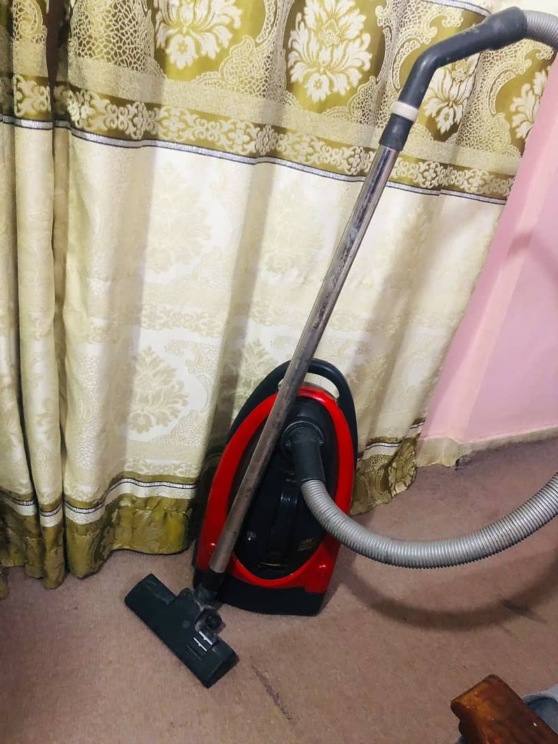 Vacuum cleaner 3