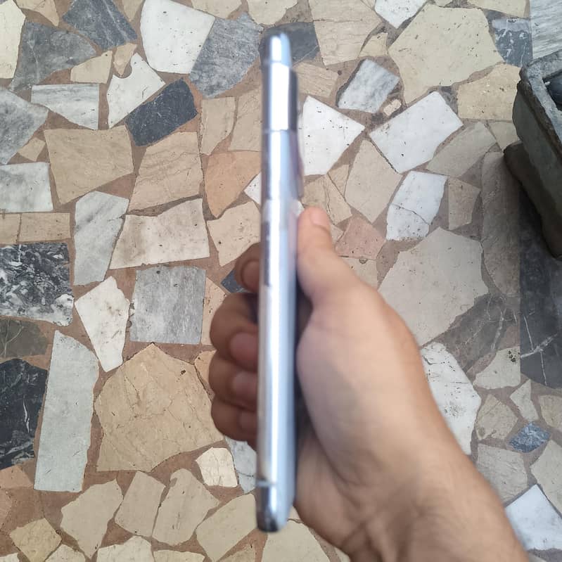 Google Pixel 8 Pro 1