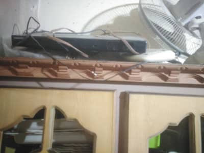 dvd plyer wifi router or fan