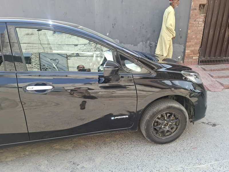 Nissan Note E Power 2019 1
