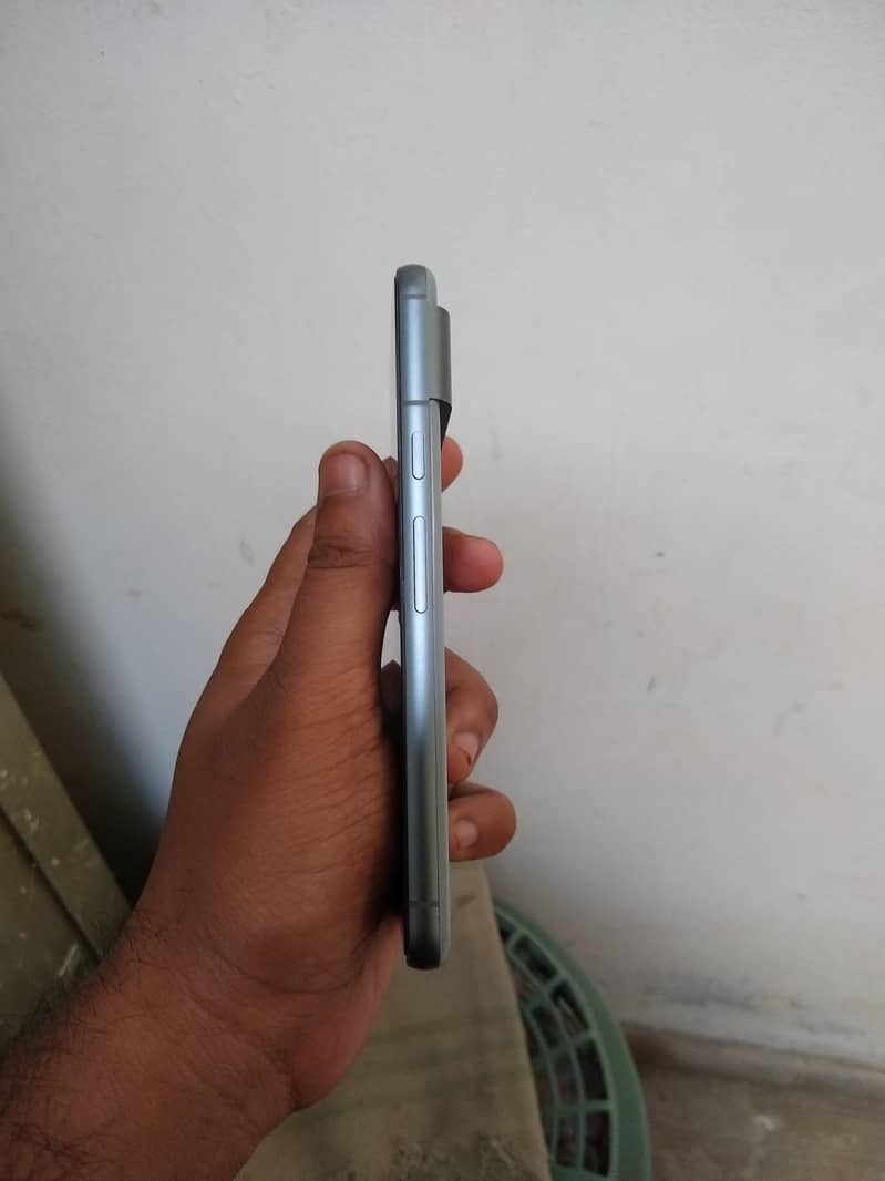 Google Pixel 8 APPROVED 3