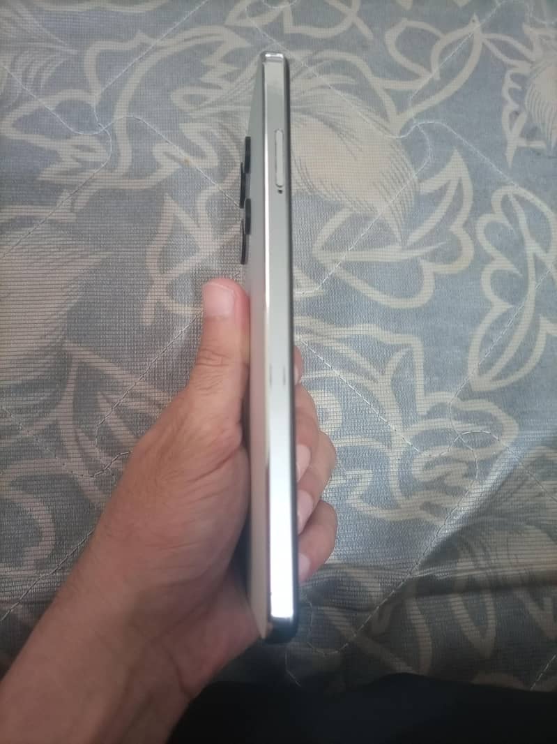 Infinix note 30 3