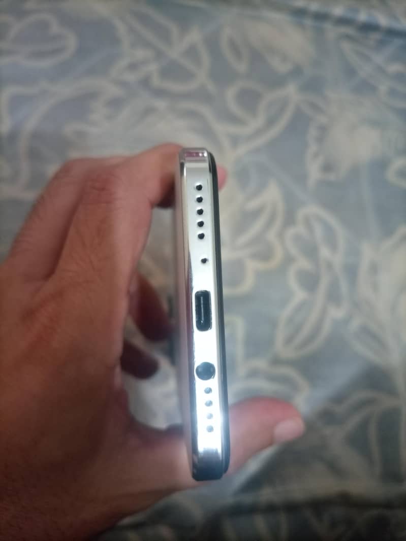 Infinix note 30 5