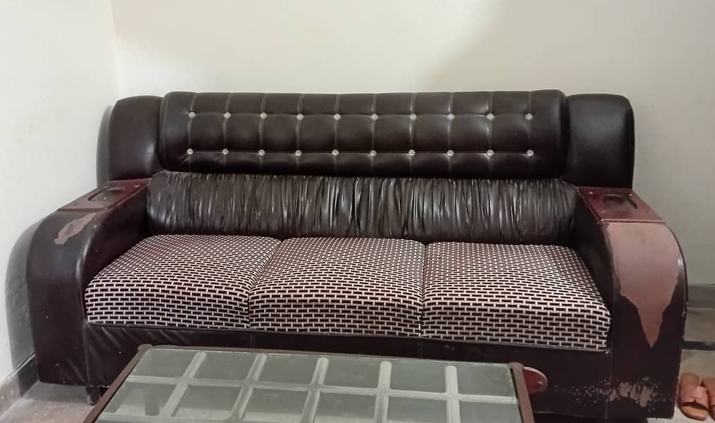 Brown leather sofa 0