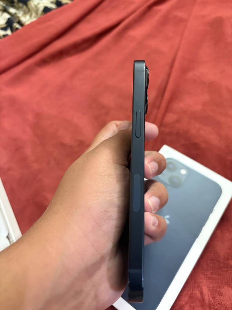 Apple iPhone 13 ( Jv ) 3