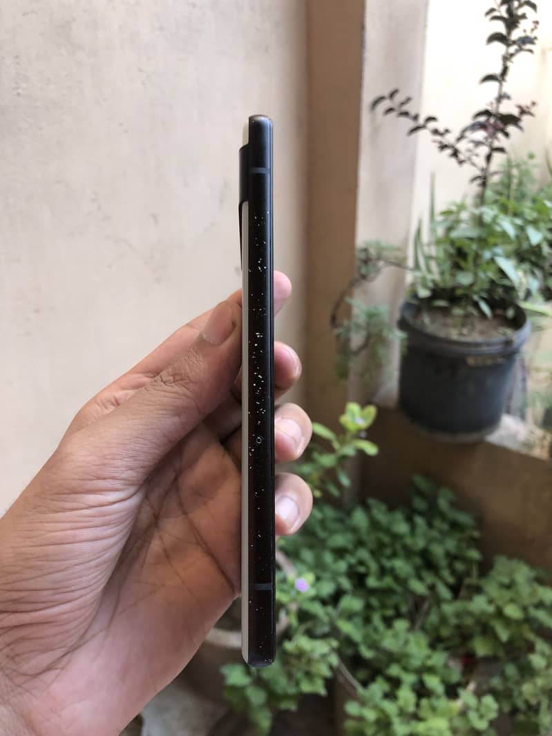 Google Pixel 6a 1