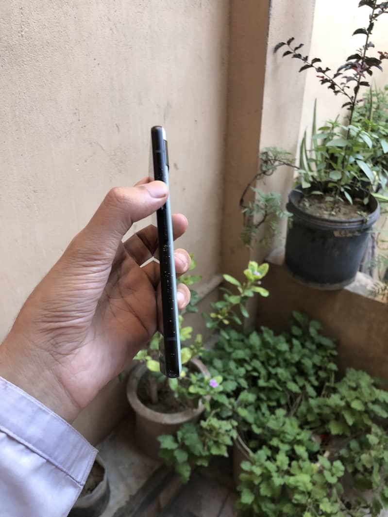 Google Pixel 6a 3