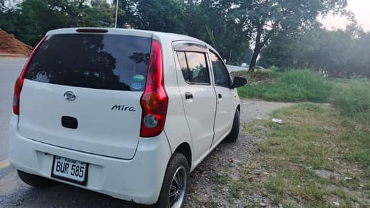 Daihatsu Mira 2013
