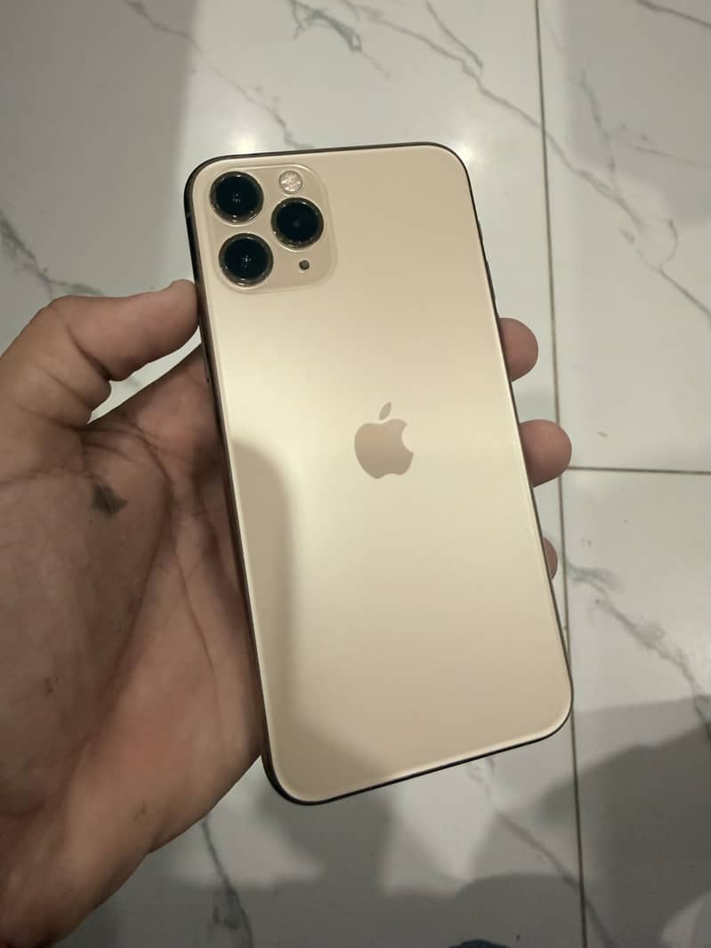 Apple iPhone 11 Pro 2