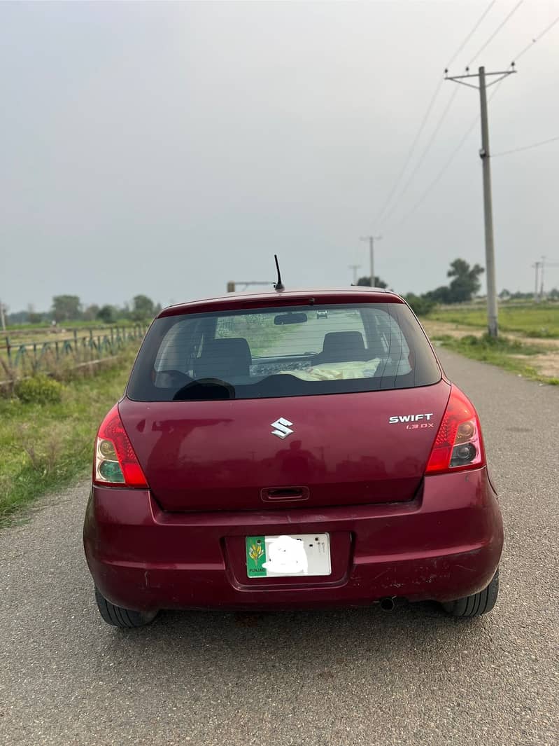 Suzuki Swift 2011 4