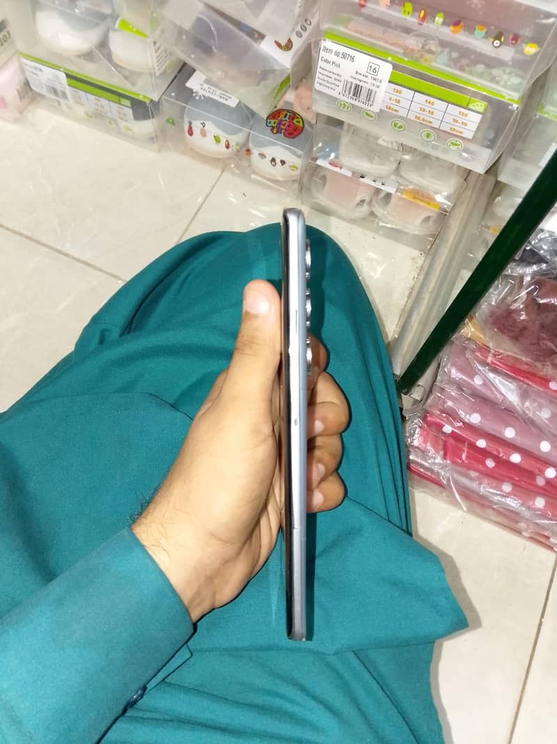 Tecno CAMON 40 Pro"exchange possible " 5