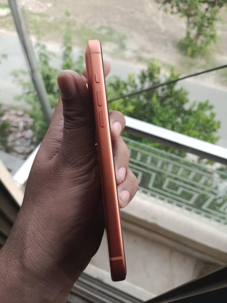 Apple iPhone 17 Pro Max 3
