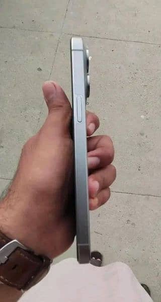 Apple iphone 15 Pro Max 1