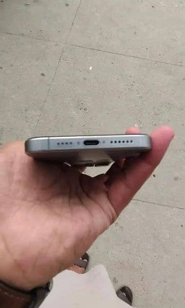 Apple iphone 15 Pro Max 3