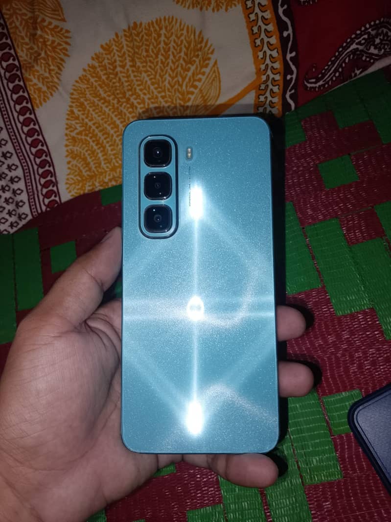 Infinix Hot 50 Pro 1
