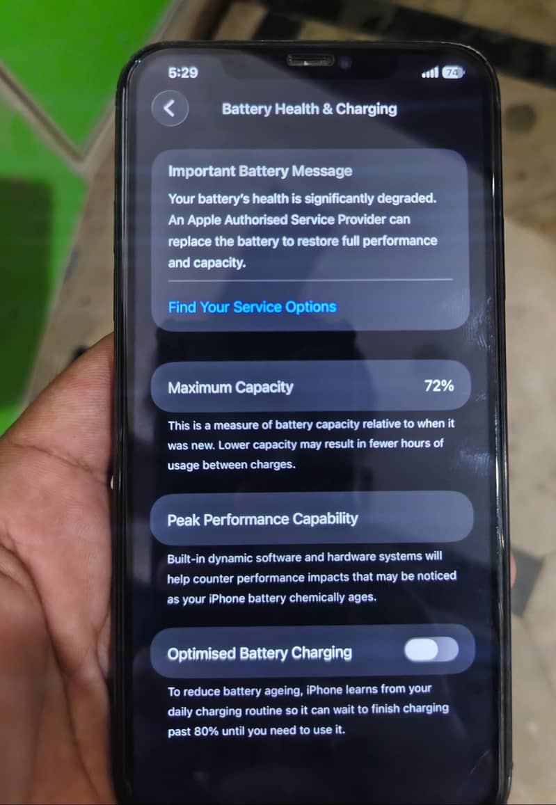 Apple iPhone 11 Pro Max 2