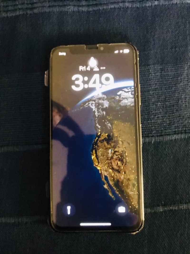 Apple iPhone X 0
