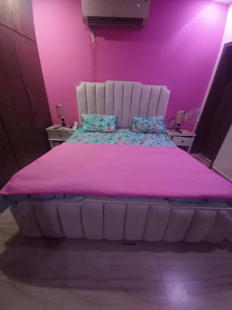 double bed with side tables 2