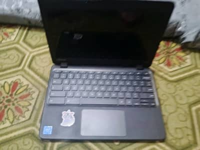 Chrome book laptop