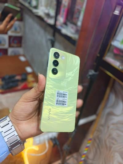 Vivo Y100