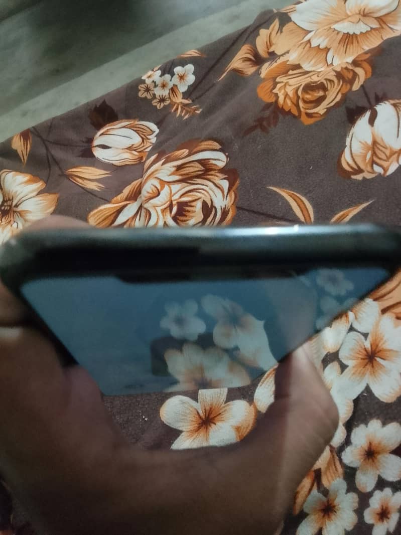 Apple iPhone XS Max 2