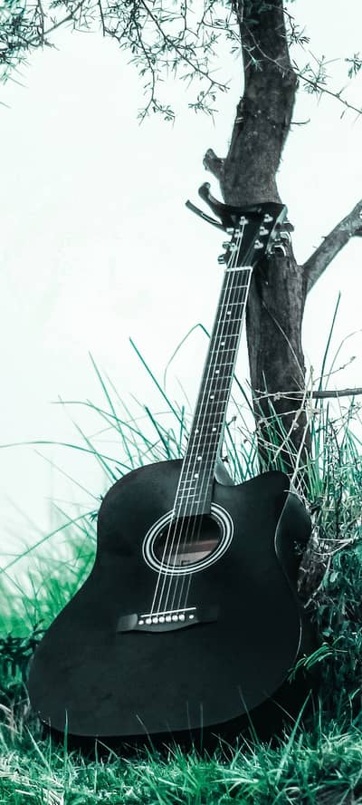 Acoustic Guitar – Excellent Condition | Ready to Play