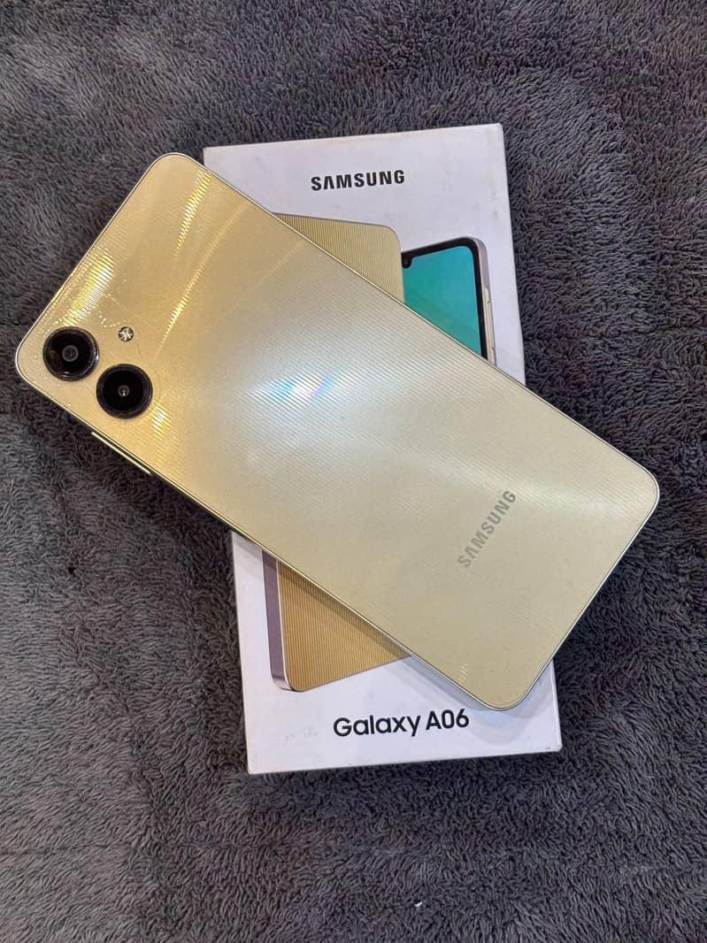 Samsung Mobile A06 1