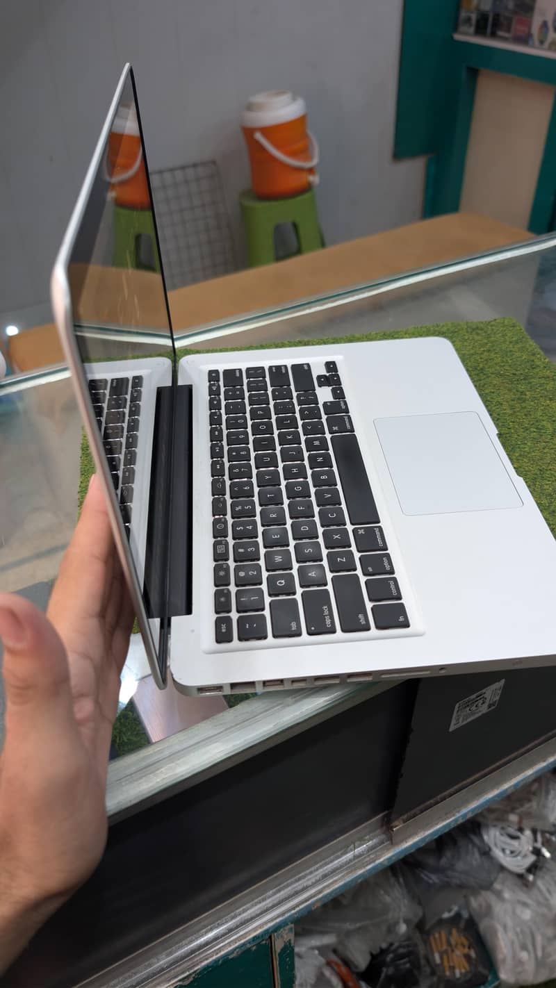 Mackbook pro 2010 1