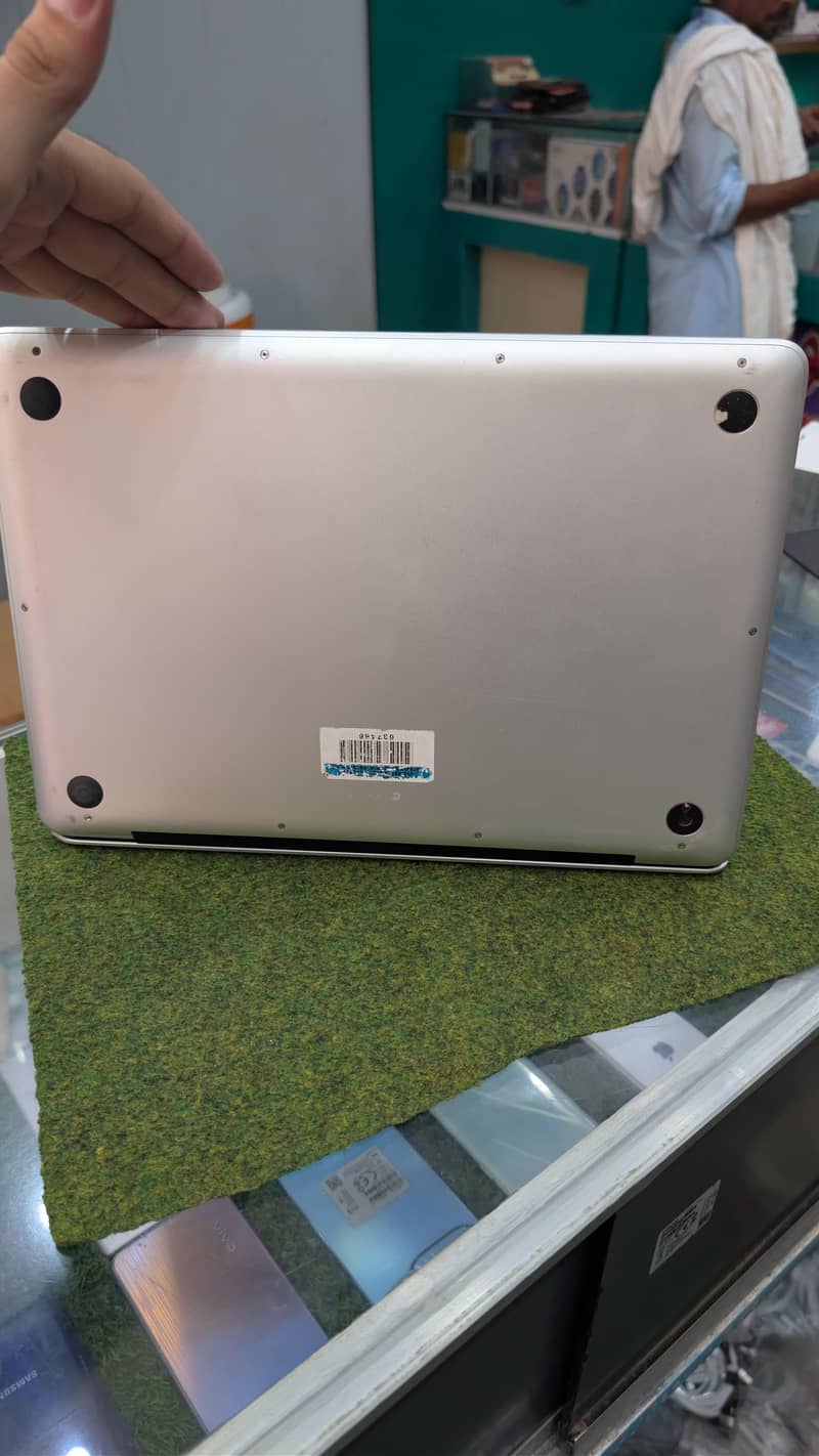 Mackbook pro 2010 2