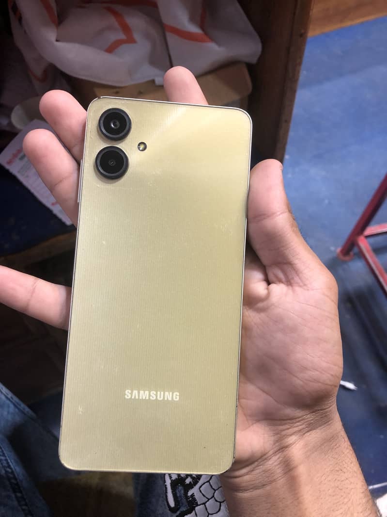 Samsung Mobile A06 0