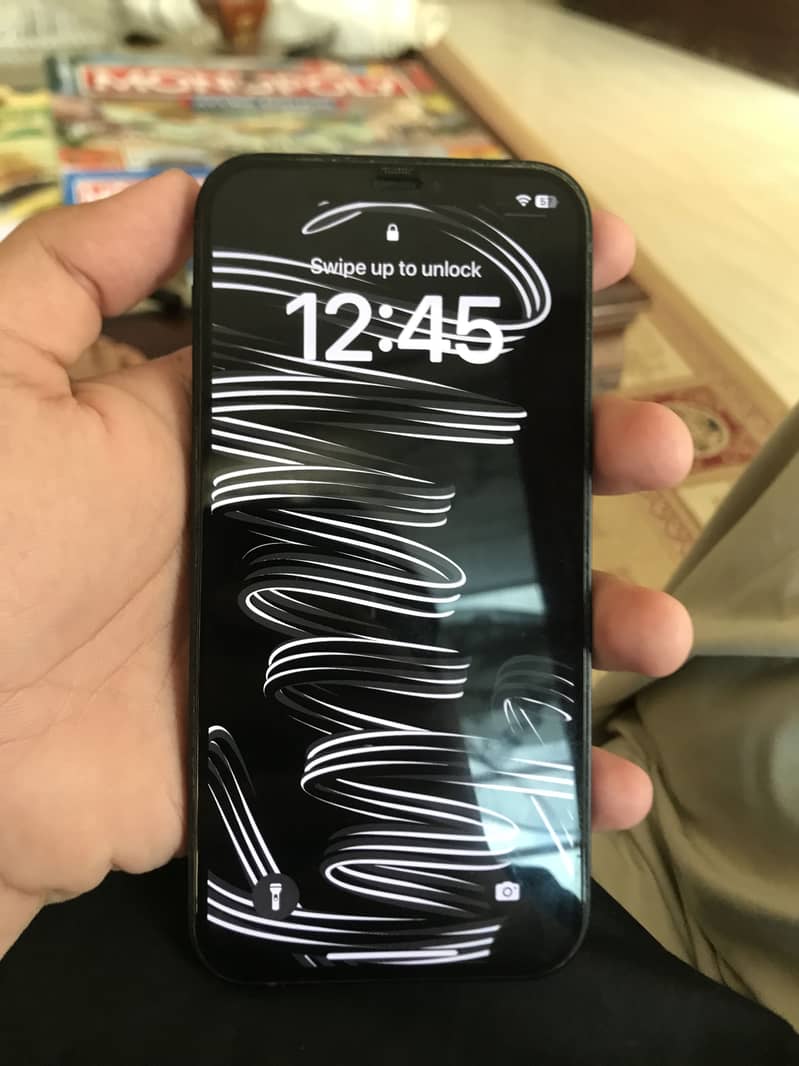 Apple iPhone 12 2