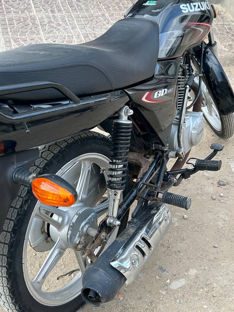 model 2023 Suzuki 110 5
