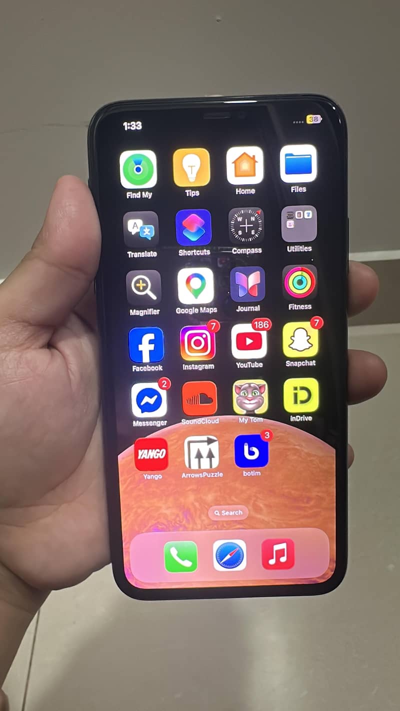 Apple iPhone 11 Pro Max 0