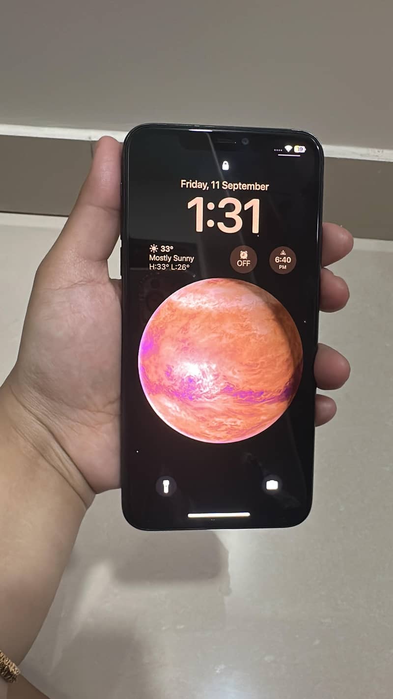 Apple iPhone 11 Pro Max 7
