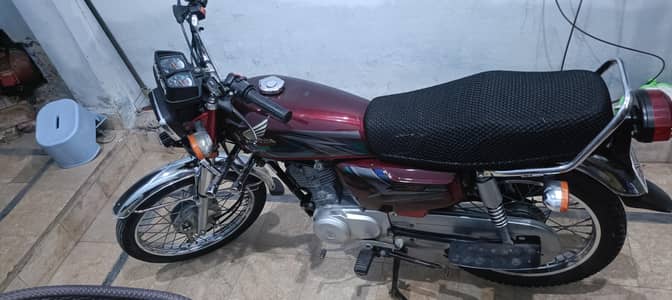 Honda 125 (2023) June