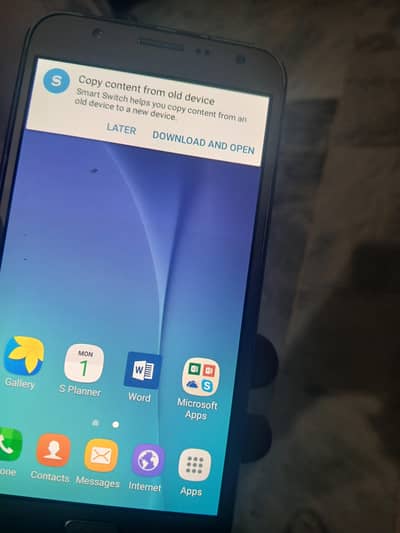 Samsung Mobile J7
