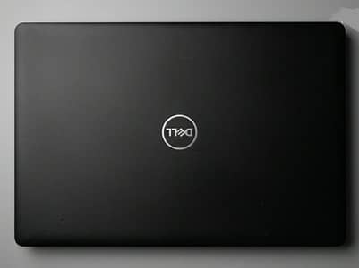 Dell Core i5 8th genaration 15.6-inch Laptop — Neat & Clean