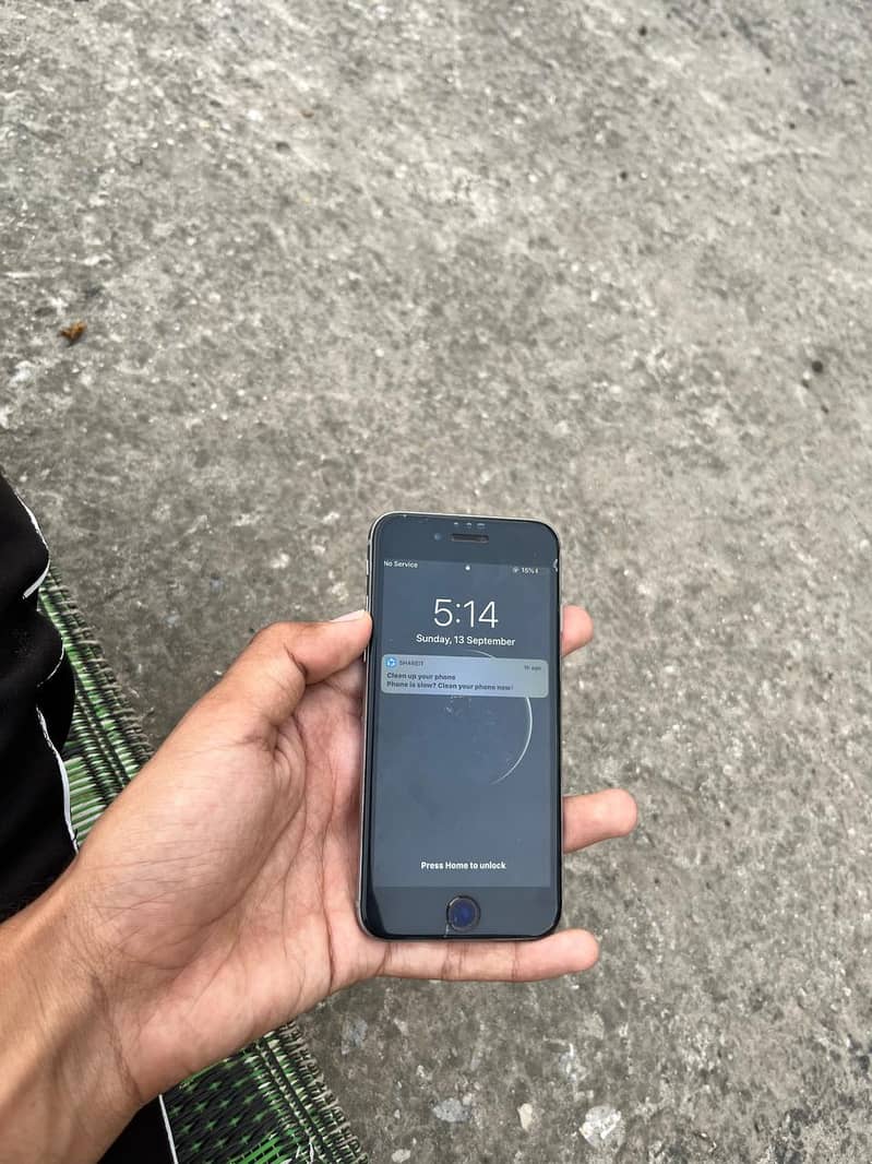 Apple iPhone 6 5