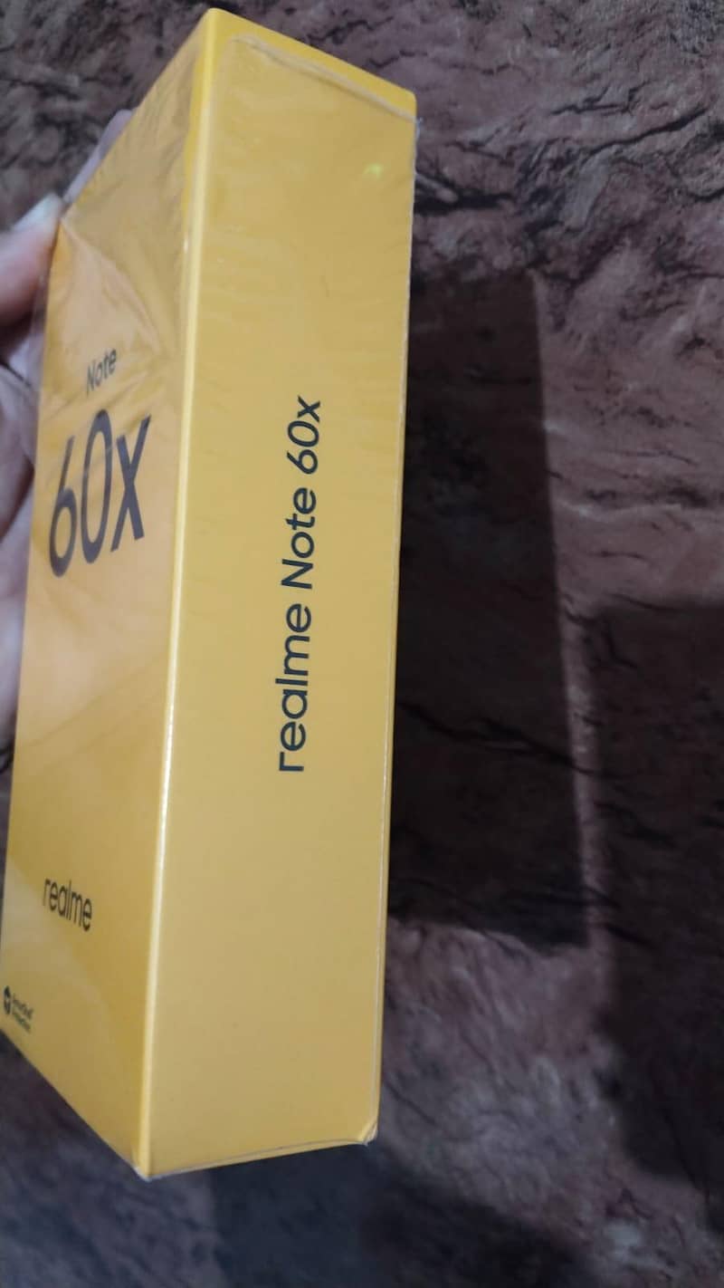 Realme Note 60x 4