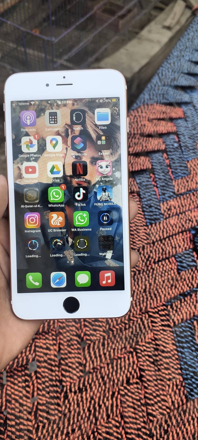 Apple iPhone 6S Plus 0