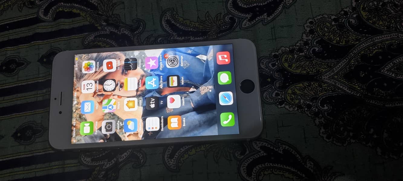 Apple iPhone 6S Plus 7