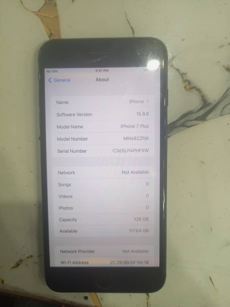 Apple iPhone 7 Plus 2