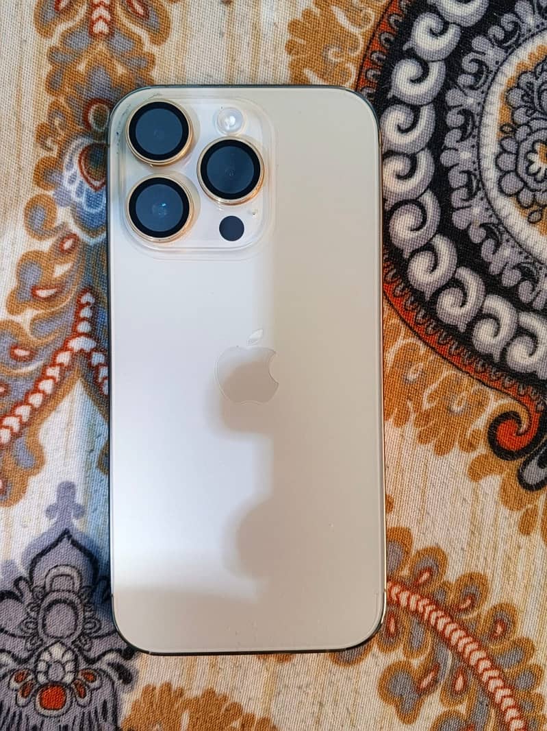 Apple iPhone 14 Pro 3