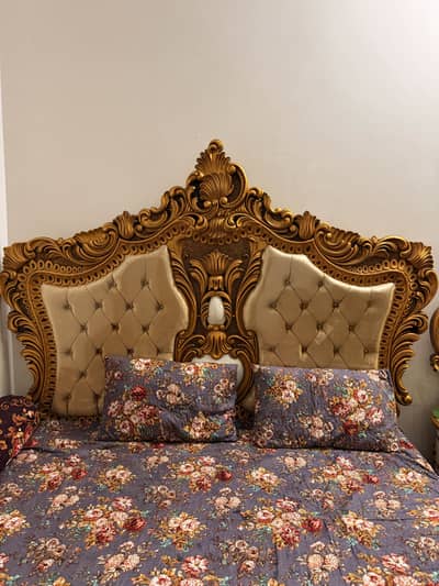 Bed 2 sengar mez 2 side tavble